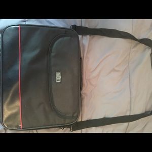 Laptop case. Great for school!